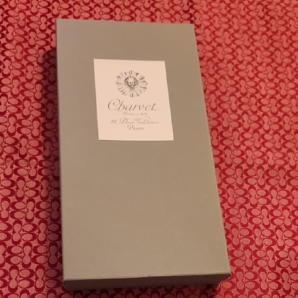 Elegant Gray Box with White Label and Minimalist Design